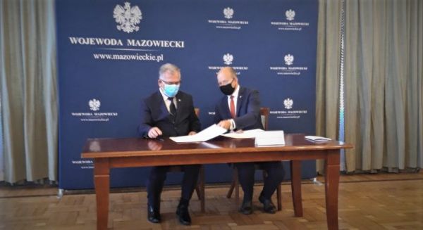 Wojewoda Mazowiecki Konstanty Radziwiłł podpisał umowę ze...